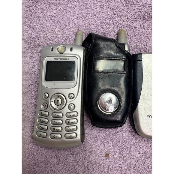 5 vintage group of old cellphones - Picture 3 of 6